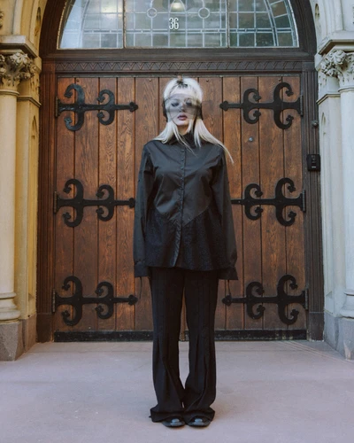 Melancholic Romanticism, Look 1 Front